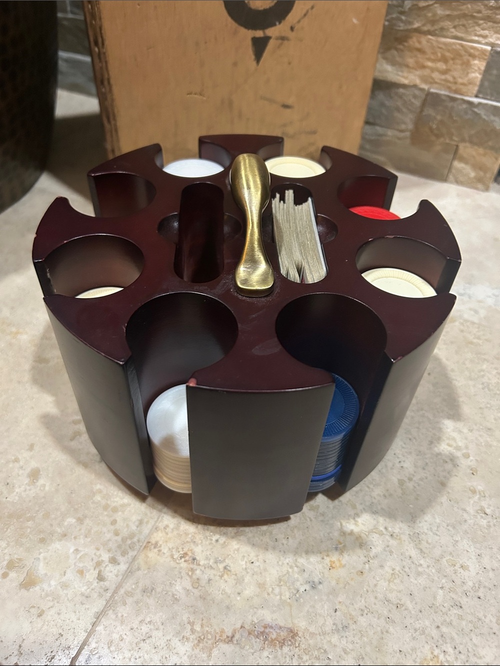 vintage wooden rotating poker chip carousel and card caddy - Picture 4 of 10